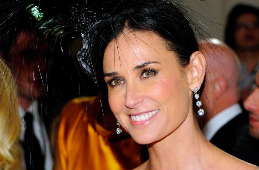  The famous American actress Demi Moore celebrated her 60th birthday. A selection of rare pictures of the star