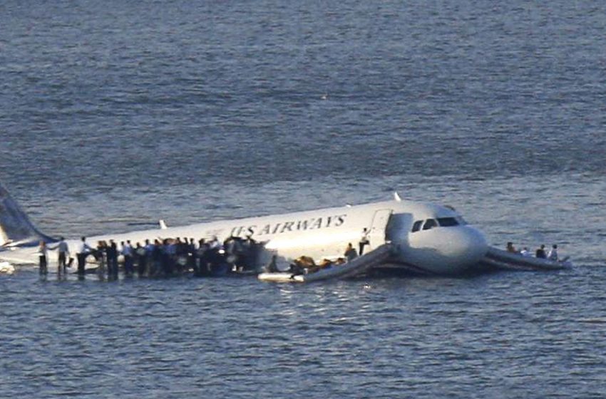  Miracle on the Hudson, or the pilot’s skill that kept all the passengers alive