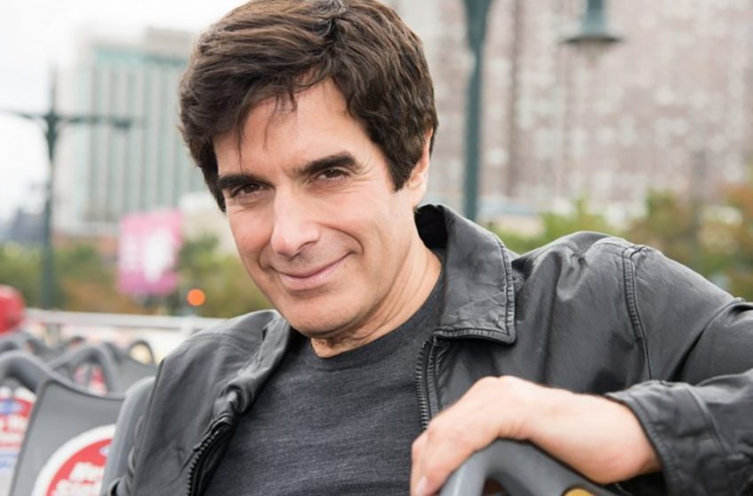  He hasn’t changed at all. This is what illusionist David Copperfield looks like today