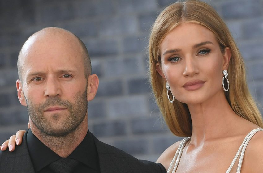 Like teenagers in love. What Jason Statham and Rosie Huntington – Whiteley look like when no one sees them