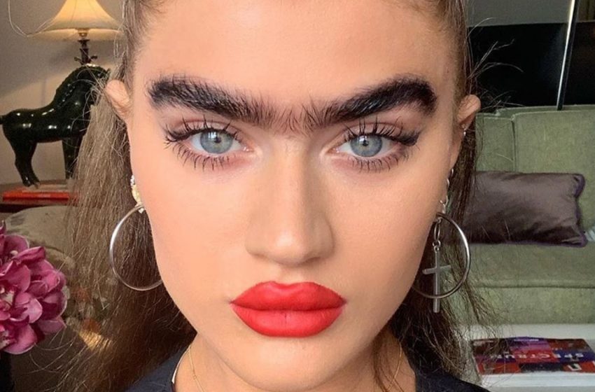  Remember the girl with the huge monobrow? This is how she lives and looks now