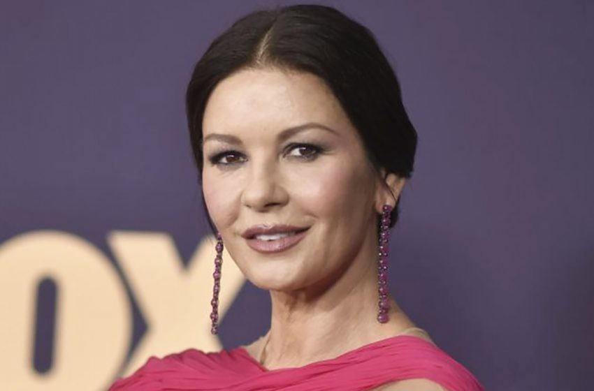  “Captured a beautiful moment!” Catherine Zeta-Jones showed a touching photo with her 19-year-old daughter