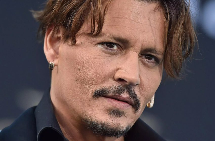  “One-eyed” Johnny: What did the ruthless “Pirates of the Caribbean” actor’s mother look like?