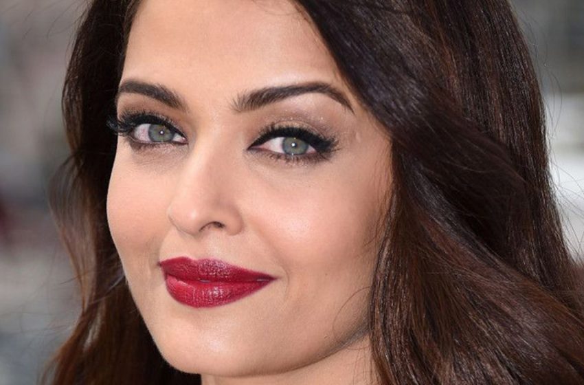  She got fat and lost her looks. Aishwarya Rai’s rare appearance made a splash among the Indian’s fans