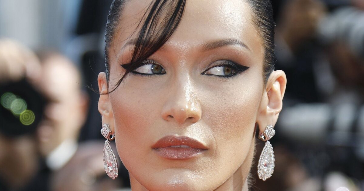 "I Did It For You!": The Most Beautiful Woman Flashed Her Naked Breasts In a Shoot - Animalplanetnow