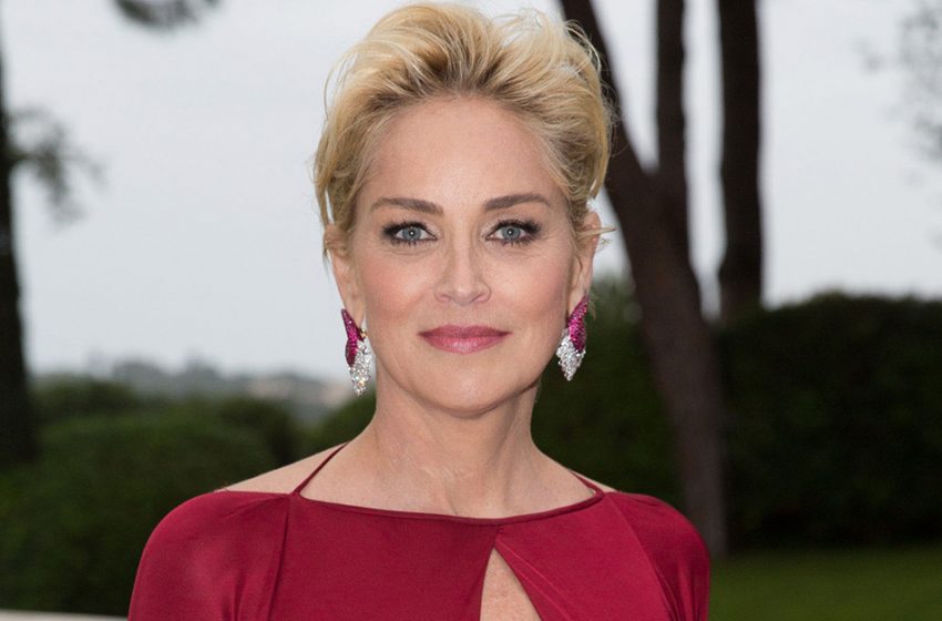  Even Cooler Than on the Red Carpet: How does Sharon Stone Look Like on a Normal Walk