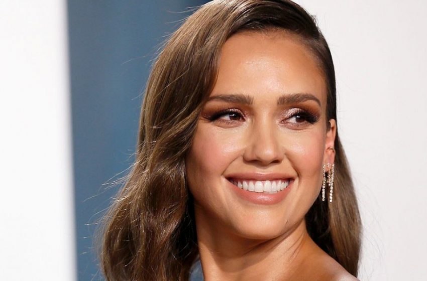  “I’m Proud of You, Honorita”: Jessica Alba Showed off Her Daughter on Her 15th Birthday