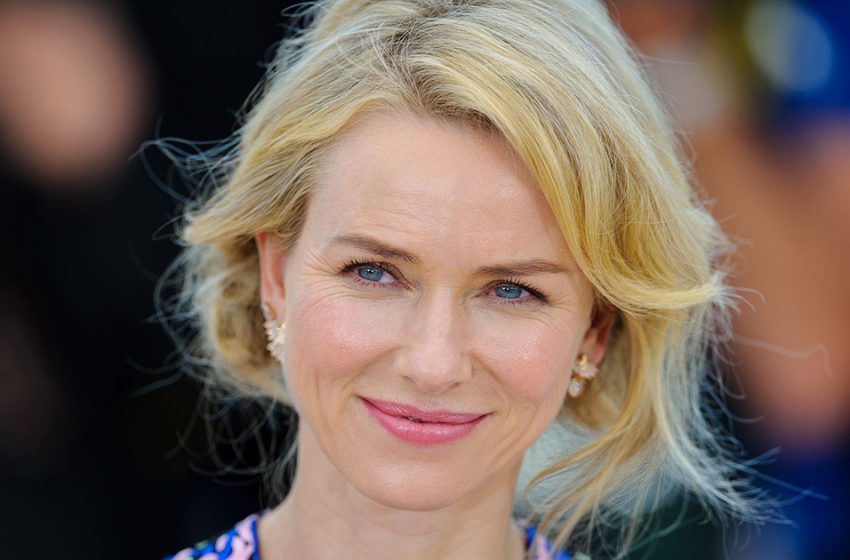  “Hooked”: 54-year-old Actress Naomi Watts Got Married for The First Time and Showed Photos From Her Wedding