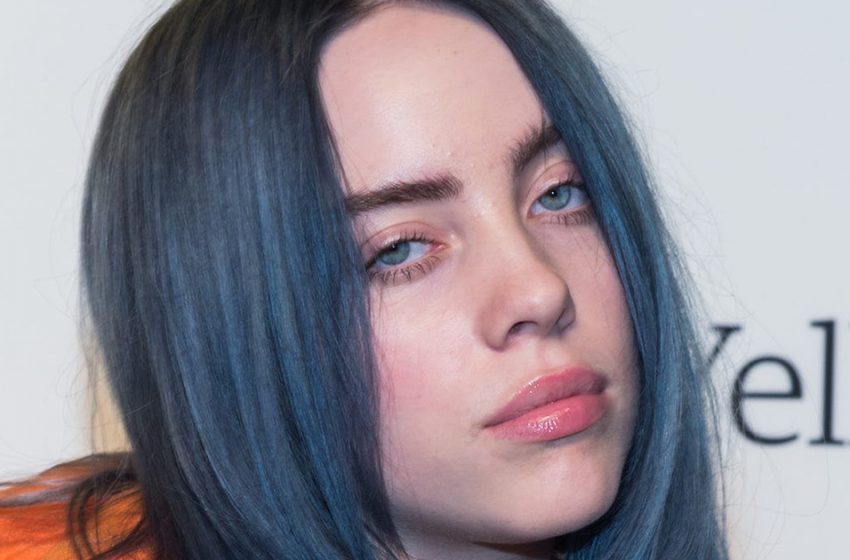  Billie Eilish in a Candid Bikini Revealed Her First “Secret” Tattoo Under Her Breasts