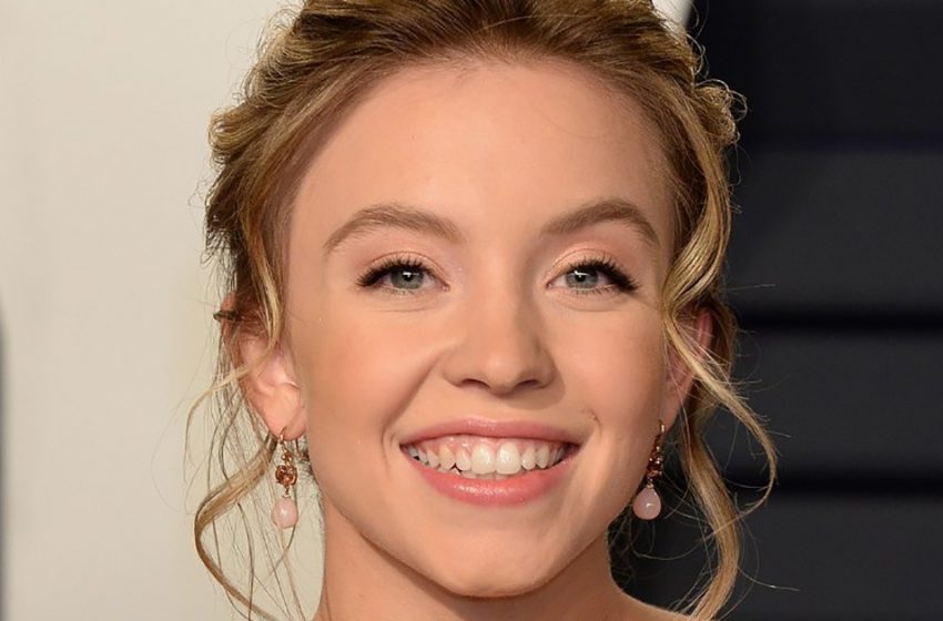  Halt Your Activities and Feast Your Eyes on These Scorching Snapshots of Sydney Sweeney’s Audacious Look at Cannes