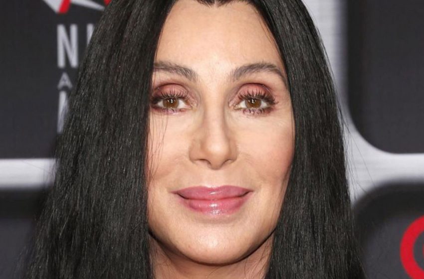  “Mom’s Gone.” Cher Showed the Latest Photos of Her 96-year-old Mother