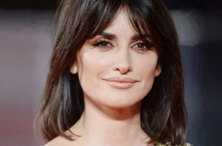  Not Yet an Old Lady: 49-year-old Penelope Cruz Boasted of her Beauty and Charm on Vacation