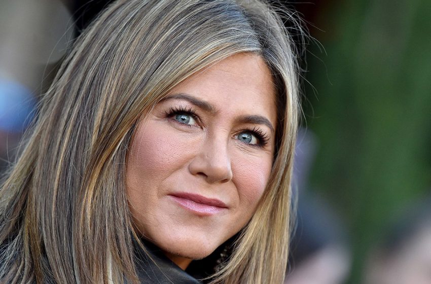  “Too Provocative Dress”: Jennifer Aniston Appeared in a Translucent Mini, Shocking Fans