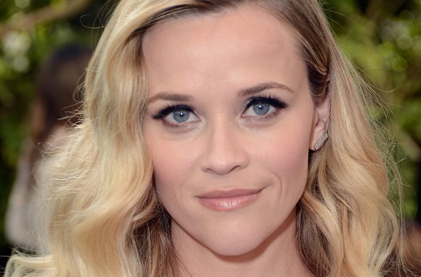  Bare Shoulders and Identical Smiles: Reese Witherspoon Went out in Public with Her 23-Year-Old Daughter, who Became a Copy of Her