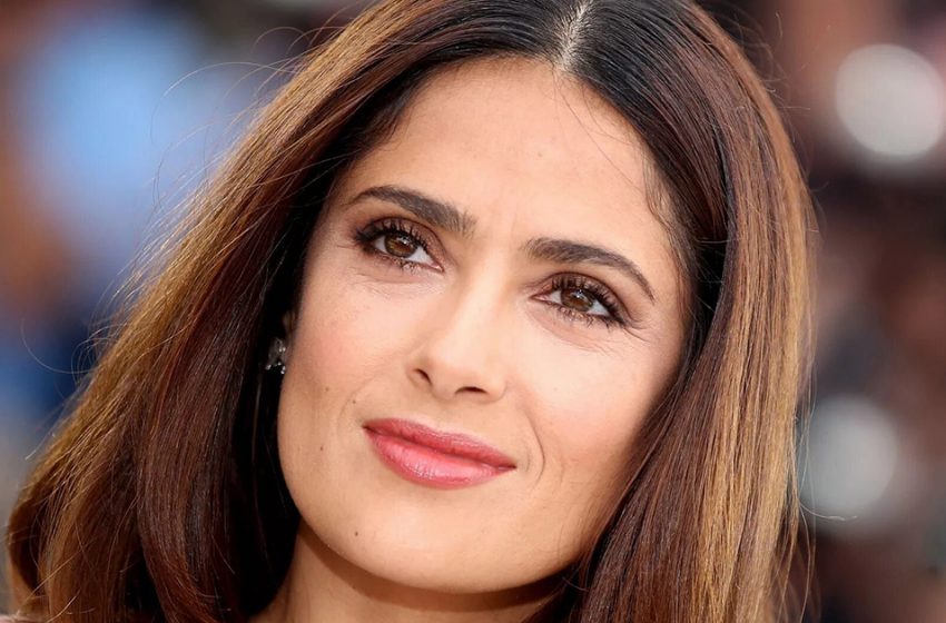  “Circle Of Trust And Love”: Salma Hayek Showed a Cute Photo With Penelope Cruz And Zoe Saldana!