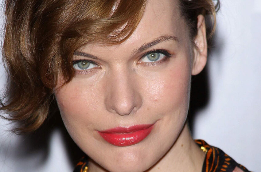  “A Photocopy Of Her Mom”: Milla Jovovich’s 15-year-old Daughter Looks So Much Like Her Mother!