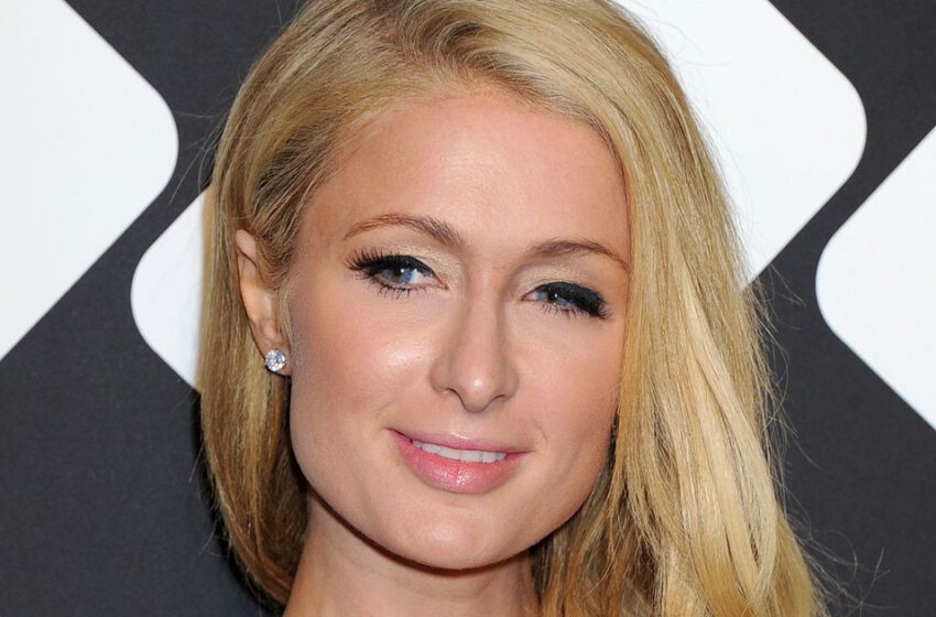  “Barbies Get Old Too”: Paris Hilton Has Noticeably Aged And Showed Off Her Deep Cleavage!