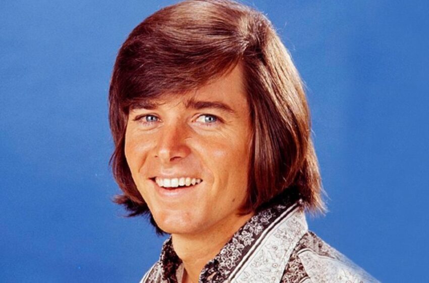  What Is More Important: Family Or Career?: The Idol Of 90s Bobby Sherman  Sacrificed His Career To Raise His 5 Heirs!