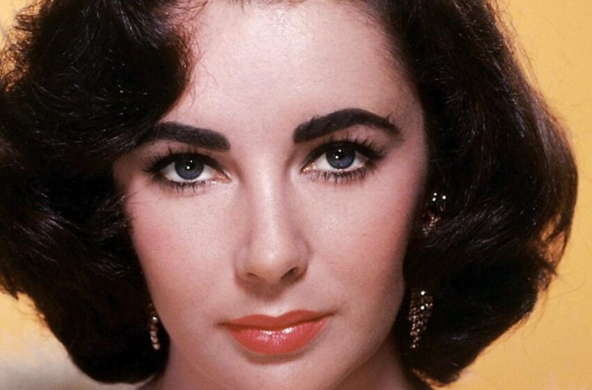  Elizabeth Taylor As a Grandma Of 10 Grandchildren: Who Of Them Inherited Her Famous Violet Eyes?