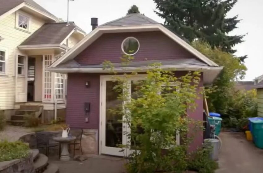  A Cosy Home For Grandma: The Family Turned Their Garage Into a Nice Home!