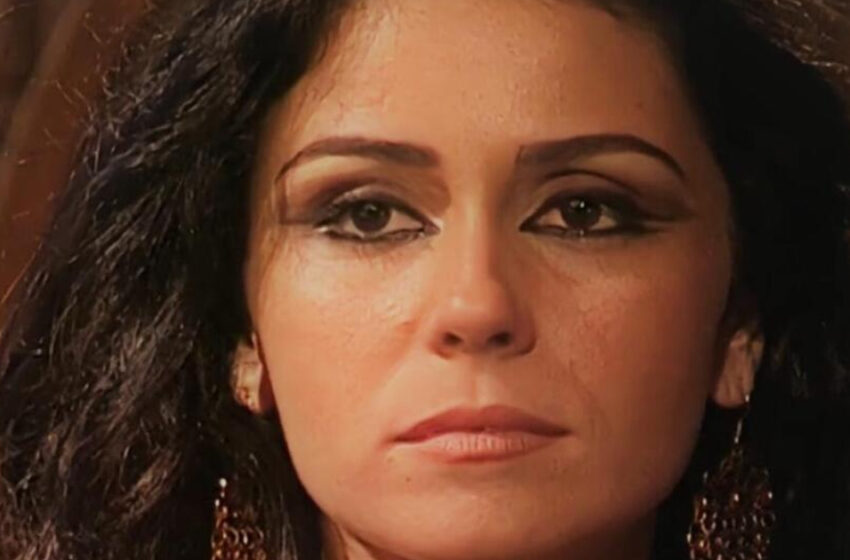  “Don’t Look Like Their Mom At All”: Antonelli Upset Fans By Showing Her Grown-up Daughters!
