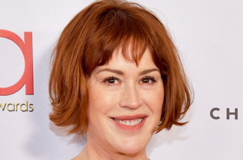  “The Beauty Has Not Aged At All” : 55-year-old Molly Ringwald Has Stunned Everyone In Green Outfit in New Promo Poster!