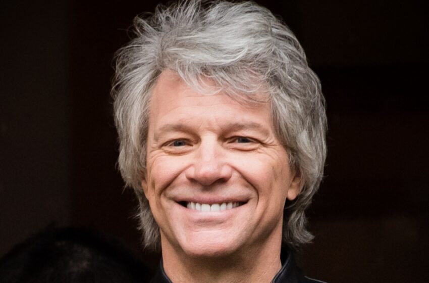  Jon Bon Jovi Has Been Devoted To His Wife For 4 Decades: Recent Photos Of The Amazing American Couple!