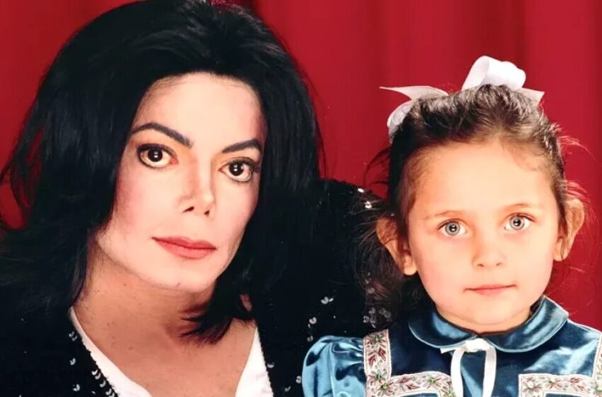  “Cosmic Beauty Of The Star’s 25-Year-Old Daughter”: Michael Jackson’s Heiress Shared New Photos!