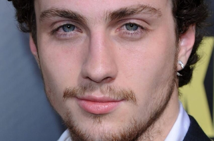  “The Spouse Of The “New James Bond” Is 24 Years Older Than Him”: What Does The Wife Of Aaron Taylor-Johnson Look Like?