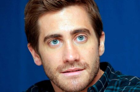 “I Love Her So Much”: 43-Year-Old Jake Gyllenhaal Appeared In Public With His Girl Friend – 15 Years Younger Than Him!