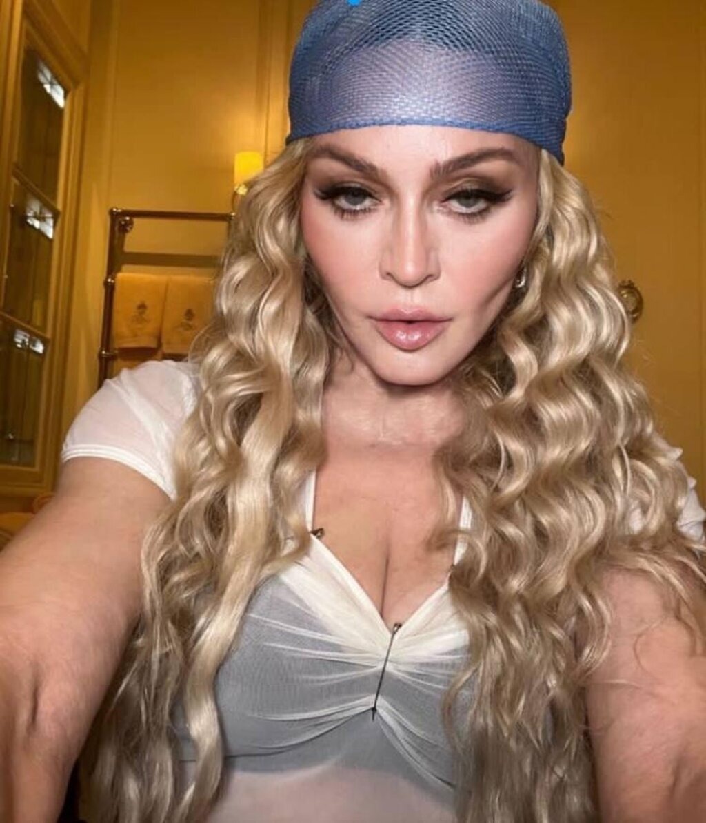  Looks Quite Good For Her Age 65 Year Old Madonna Showed Off Her 