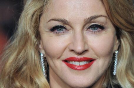 “Looks Perfect For Her Age”: 65-year-Old Madonna Shared New Make-up Free Photos!