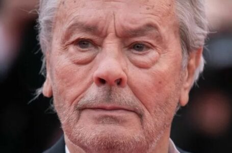 “What Does Alain Delon Do Now?”: The Star’s Daughter Showed a Photo Of Her 88-Year-Old Dad And Shared Details Of His Well-Being!
