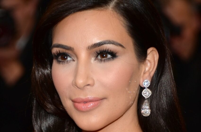  “Unsuccessful Transformation”: Kim Kardashian Became a Blonde And Tried To Hide It!