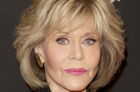 “She’s Incredible Even At 86”: Jane Fonda Made a Splash With Her Luxurious Look In Cannes!