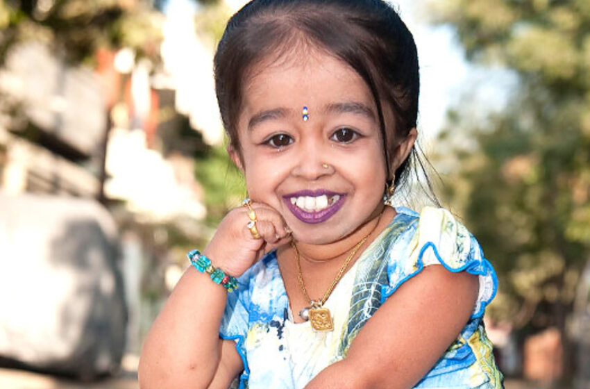  An Indian Thumberlina That Gained Fame Due To Her Short Height – 25 inches: What Was The Fate Of The Girl Later?