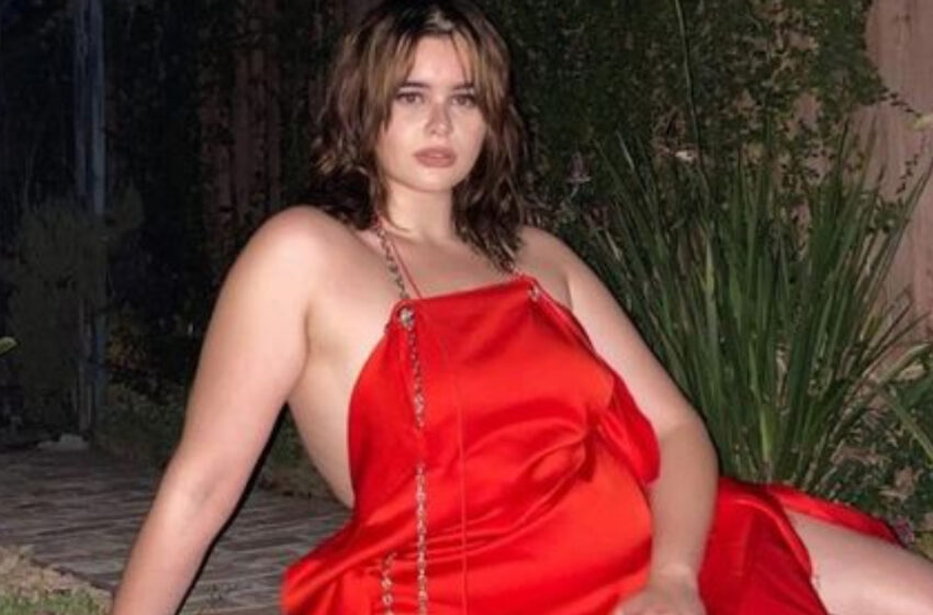  “Wow, what legs!”: The world’s most beautiful plus-size woman showed off her figure in extremely short shorts