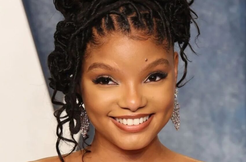  “Halle Bailey’s Family Photo Shoot”: The Little Mermaid Star Showed Her Son’s Face For The First Time – “Mom’s Copy”!