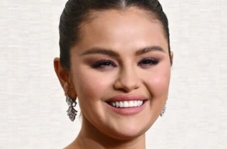 Selena Gomez Experiences a Malfunction at the 2024 Golden Globes: Labeled “Worst Dressed”