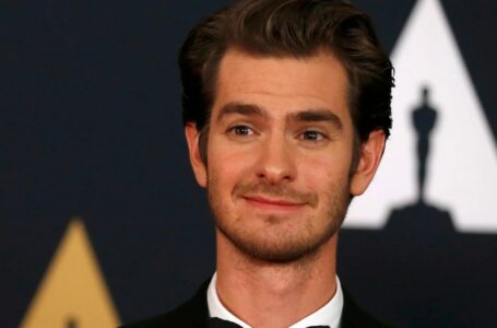 “She has definitely put a spell on him”: The internet is buzzing about actor Andrew Garfield’s plain-looking fiancée