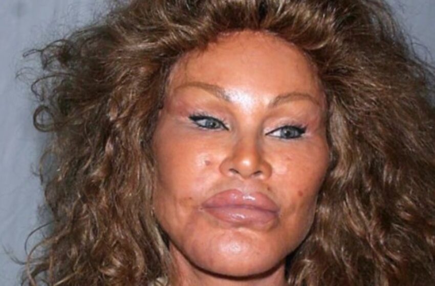  „Catwoman“: Jocelyn Wildenstein pasidalijo reta nuotrauka, rodančia jos išvaizdą prieš transformaciją!