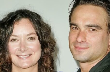 Sara Gilbert atvirai papasakojo apie savo išėjimą iš spintos Johnny Galecki seriale „Roseanne“: kaip jis ją palaikė nuo tada!