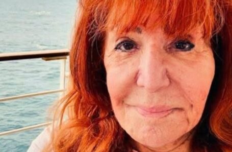 Reiz sarunu šovu leģenda, tagad neatpazīstama: vai vari uzminēt, kas ir šī ’90. gadu ikona’?