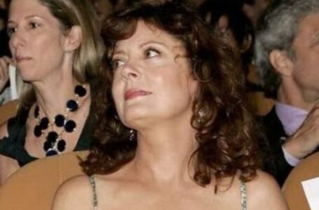 78 metų Susan Sarandon sulaukė kritikos dėl savo aprangos: jos tobuloji reakcija!