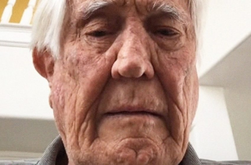  Uzmini, kurš?: Šim 60. gadu siržu lauzējam un bijušajai Bonda zvaigznei tagad ir 84 gadi, un viņš dzīvo dzīvi pēc saviem noteikumiem!