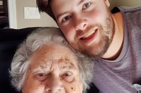 Es apmaksāju sava mazdēla kāzas!: Kad viņš atsauca manu ielūgumu, es viņam iemācīju pārbaudīt realitāti!
