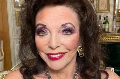 92 metų „Dinastijos“ legenda Joan Collins žavi gerbėjus maudymosi kostiumėlyje – pažiūrėkite jos nuotraukas