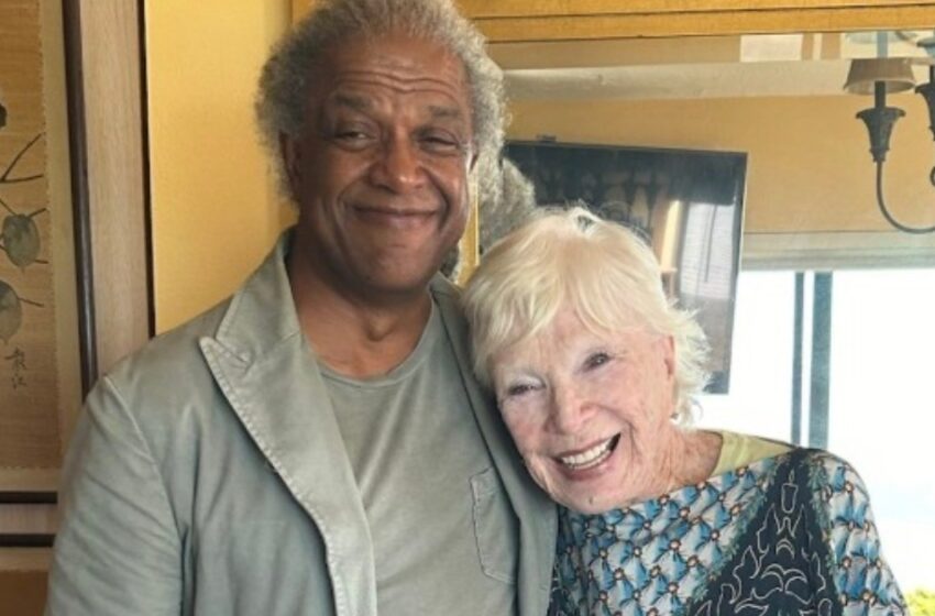  Ar juos prisimenate?: Legendinė pora, kuri vis dar žavi būdami 91 ir 66 metų amžiaus